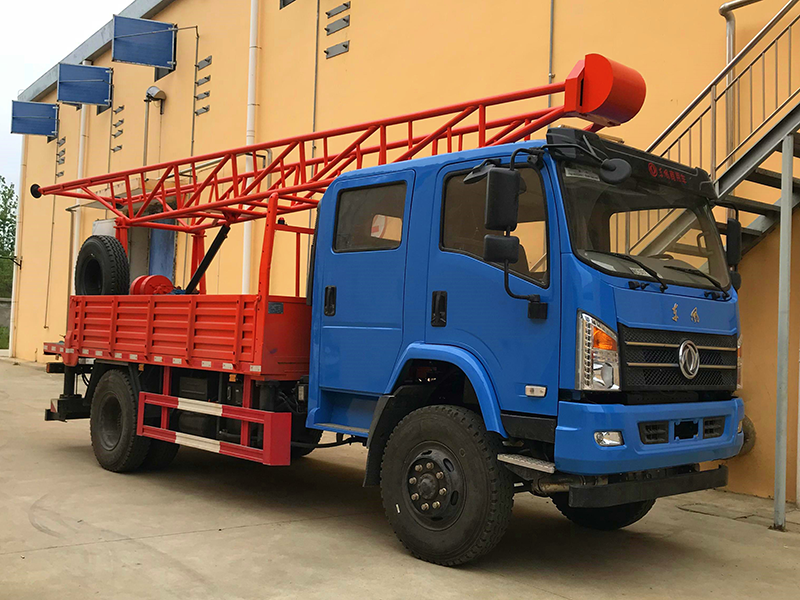 東風(fēng)商用雙排座國6汽車鉆機